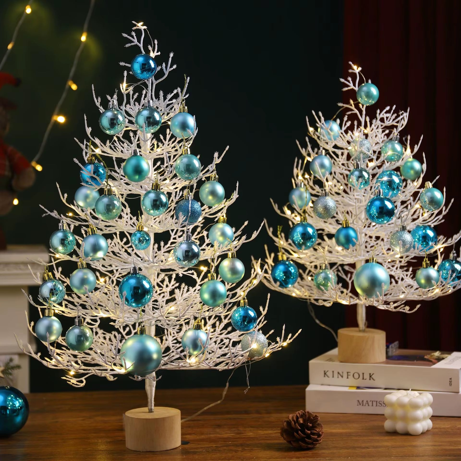 Festive Christmas Tree Desktop Decor - White Decorative Balls & Simulation Tree for Holiday Cheer