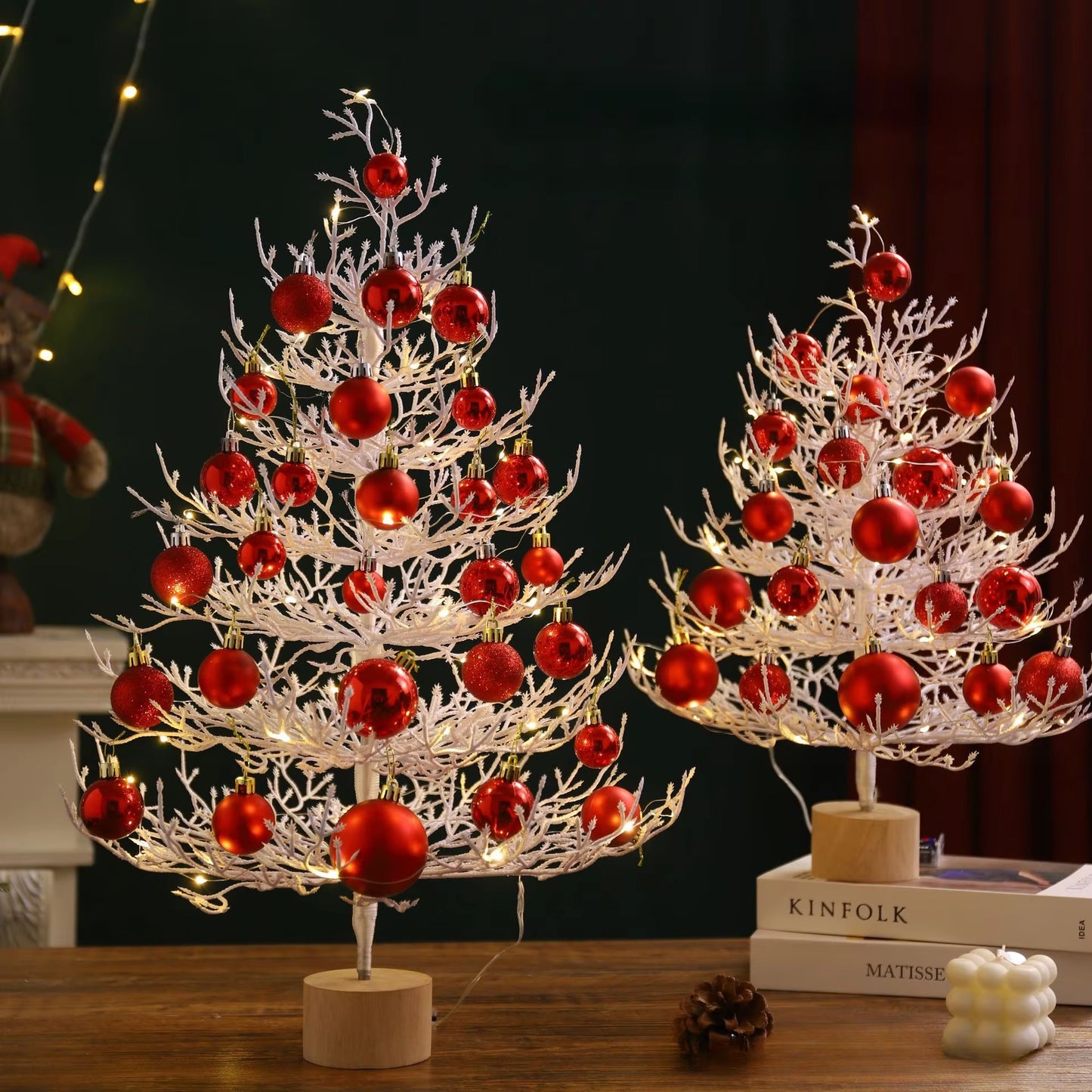 Festive Christmas Tree Desktop Decor - White Decorative Balls & Simulation Tree for Holiday Cheer