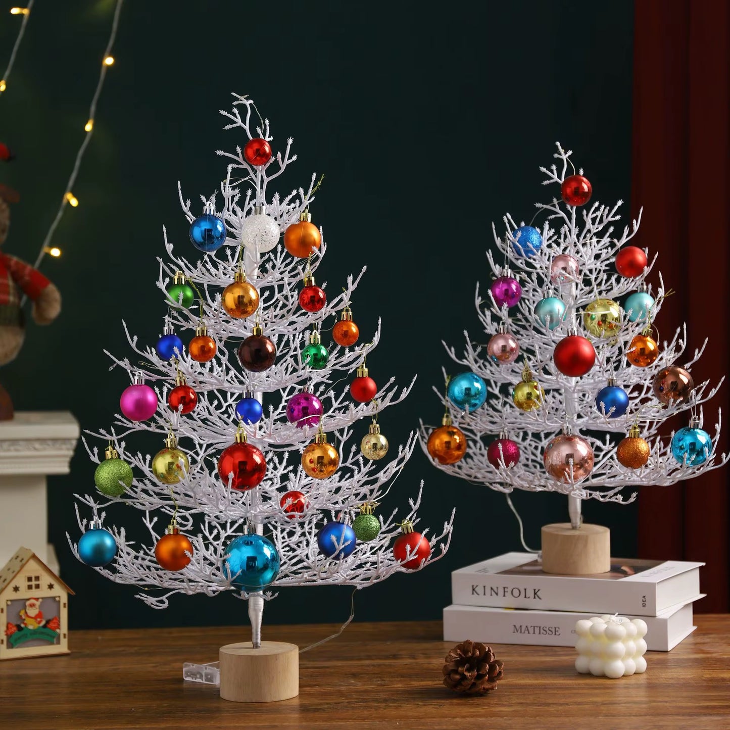 Festive Christmas Tree Desktop Decor - White Decorative Balls & Simulation Tree for Holiday Cheer